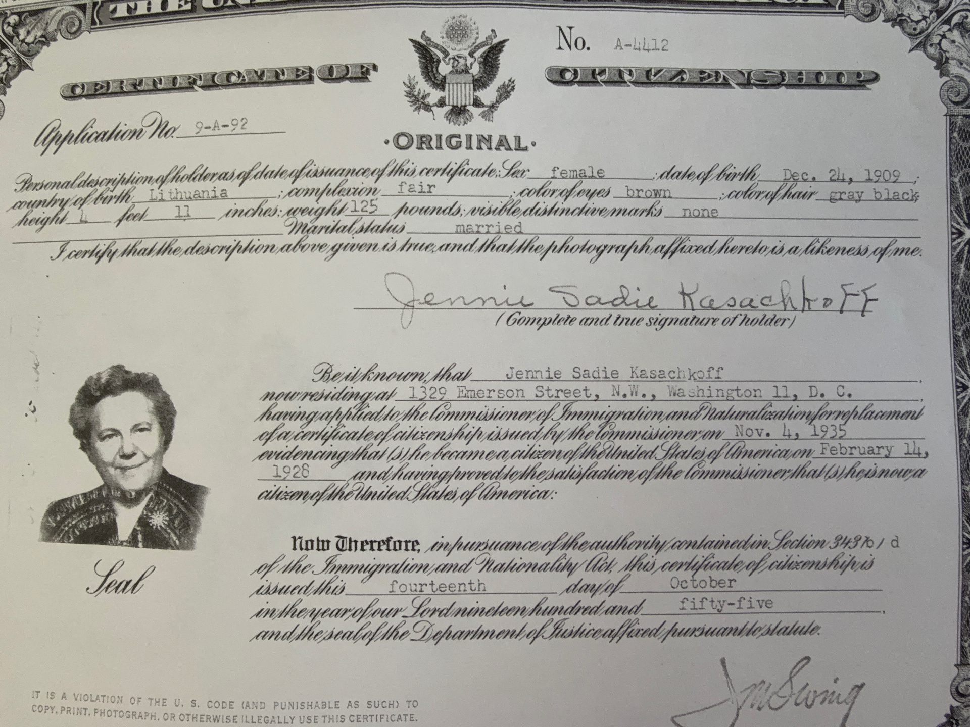 Certificate of Naturalization for Sadie Kasachkoff.